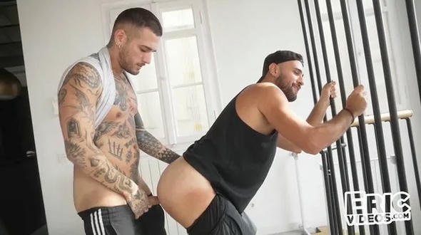 Morning Hook-Up – Alex Ink, Pietro