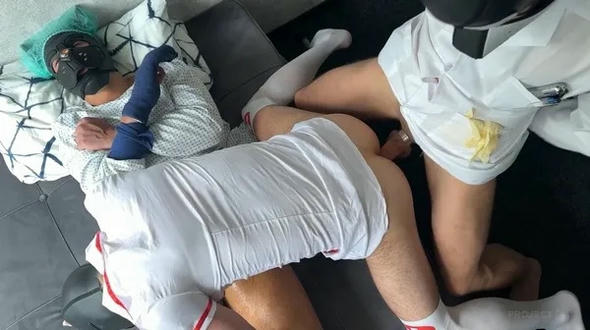 Pup Geel & Pup Blade – Torrid consultation