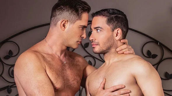 Yan Erotically Massages Michael Lucas