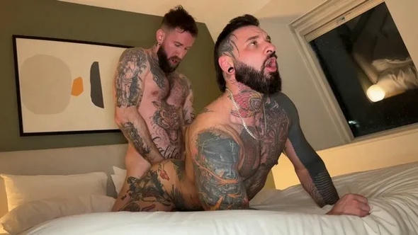 Teddy Bryce fucked by Troy Daniels