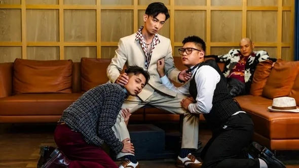 The Unspoken Sex Scandal at A Male Host Club – Yan Jia You, Walter, DT Dog