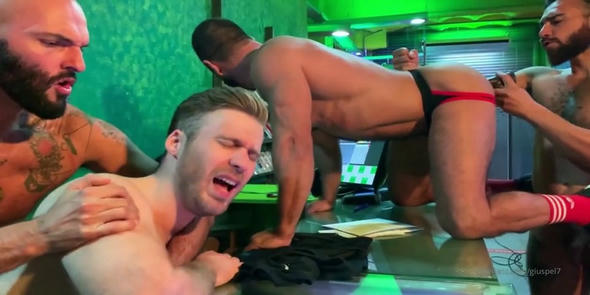 Video ClubX – Giuspel7, Vik_Thor92, TheBlackstone23, BoyberryBcn & Vruto1