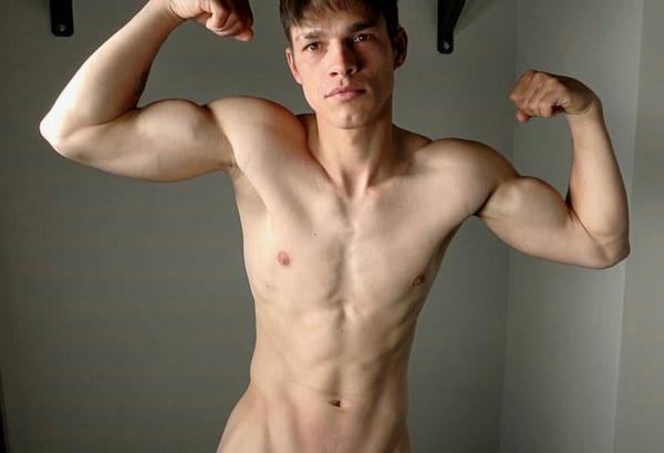 Daniel Donovan – Muscle Flex