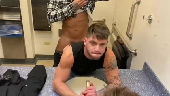 Jose Rondon fucks Scot stingley in a public bathroom