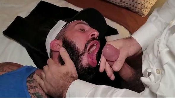 Business Break Blowjob – Romeo Davis & The Gay Gaston