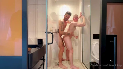 Fuck Me in the Bathroom – DiscoDickNYC & Chris Damned